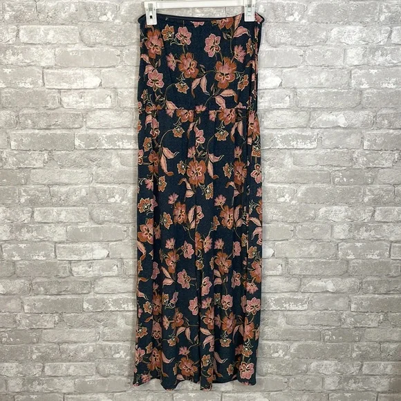 Maurices floral tube top jumpsuit - Picture 5 of 10